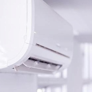 При какой температуре на улице работает кондиционер